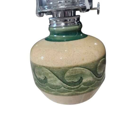Vintage Oil Lantern Farmhouse Ceramic Green Cream Country with Glass Hurricane - Picture 4 of 8